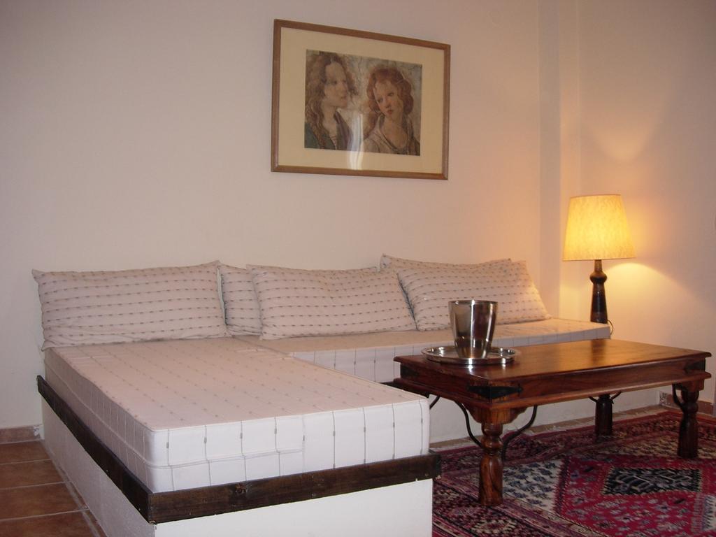 Ydna Family Hotel Apartments Possidi Room photo